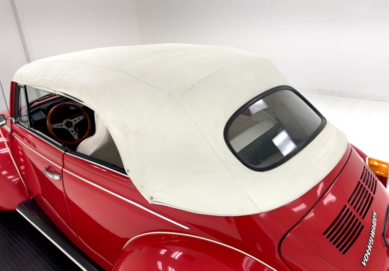 Volkswagen-Super-beetle-1974-Phoenix-Red-White-19