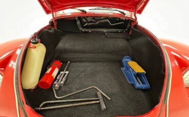 Volkswagen-Super-beetle-1974-Phoenix-Red-White-29