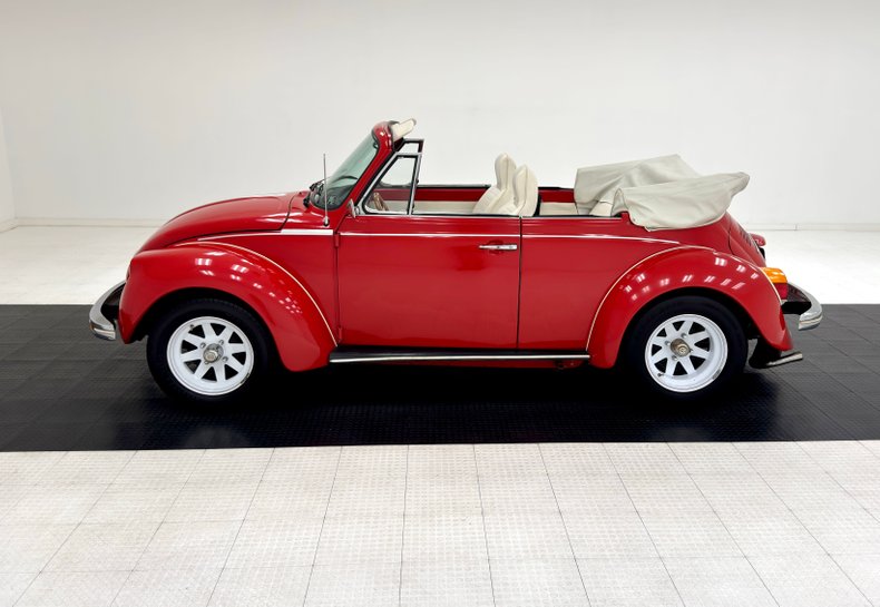 Volkswagen-Super-beetle-1974-Phoenix-Red-White-4