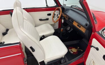 Volkswagen-Super-beetle-1974-Phoenix-Red-White-41