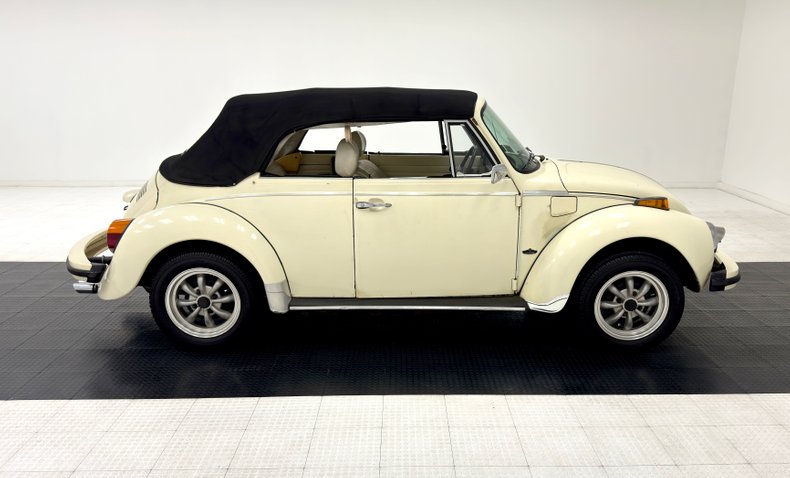 Volkswagen-Super-beetle-1977-White-White-11
