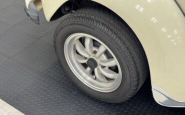 Volkswagen-Super-beetle-1977-White-White-15