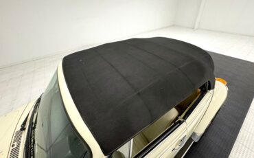 Volkswagen-Super-beetle-1977-White-White-17