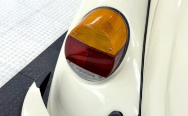 Volkswagen-Super-beetle-1977-White-White-23