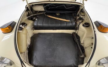 Volkswagen-Super-beetle-1977-White-White-43