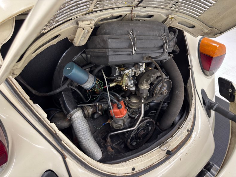 Volkswagen-Super-beetle-1977-White-White-46