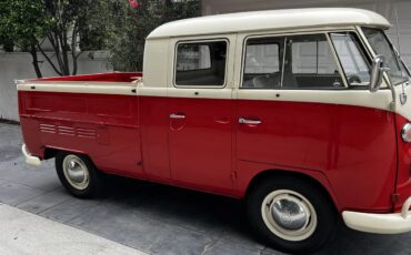 Volkswagen-Transporter-1966-Red-Gray-2