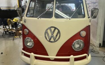 Volkswagen-Transporter-1966-Red-Gray-8