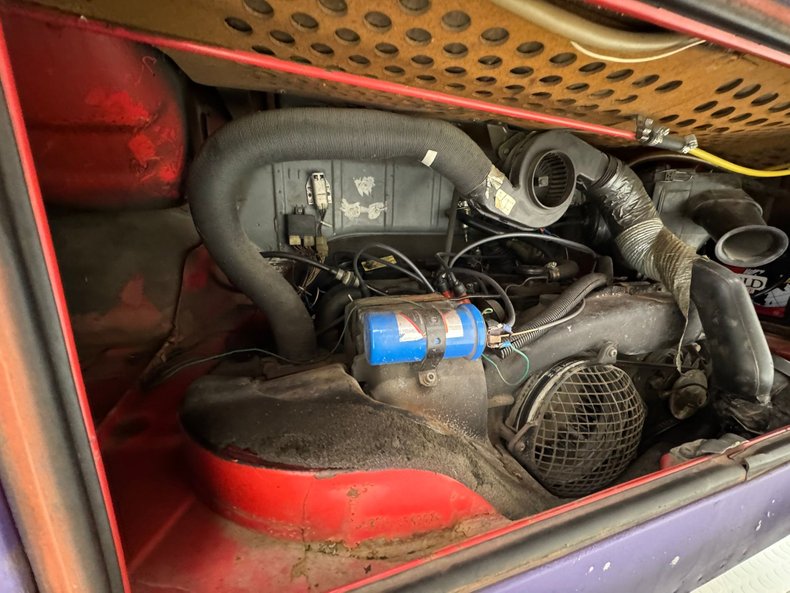 Volkswagen-Type-2-1979-Purple-Black-16