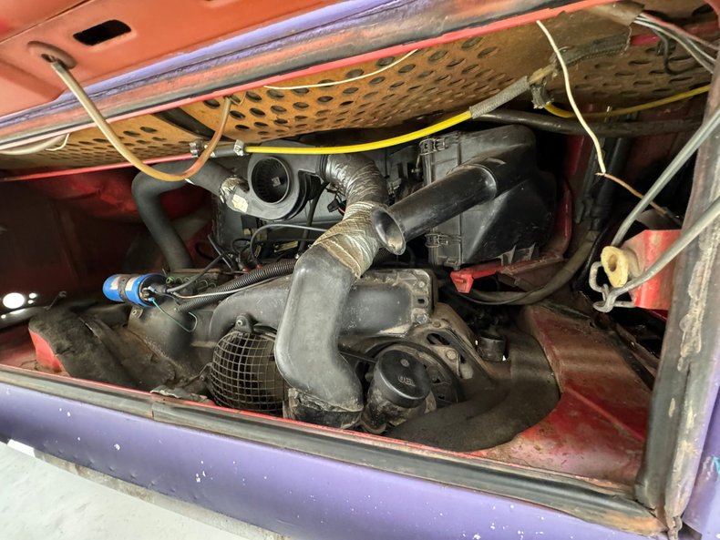 Volkswagen-Type-2-1979-Purple-Black-18