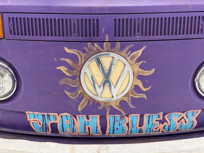 Volkswagen-Type-2-1979-Purple-Black-5