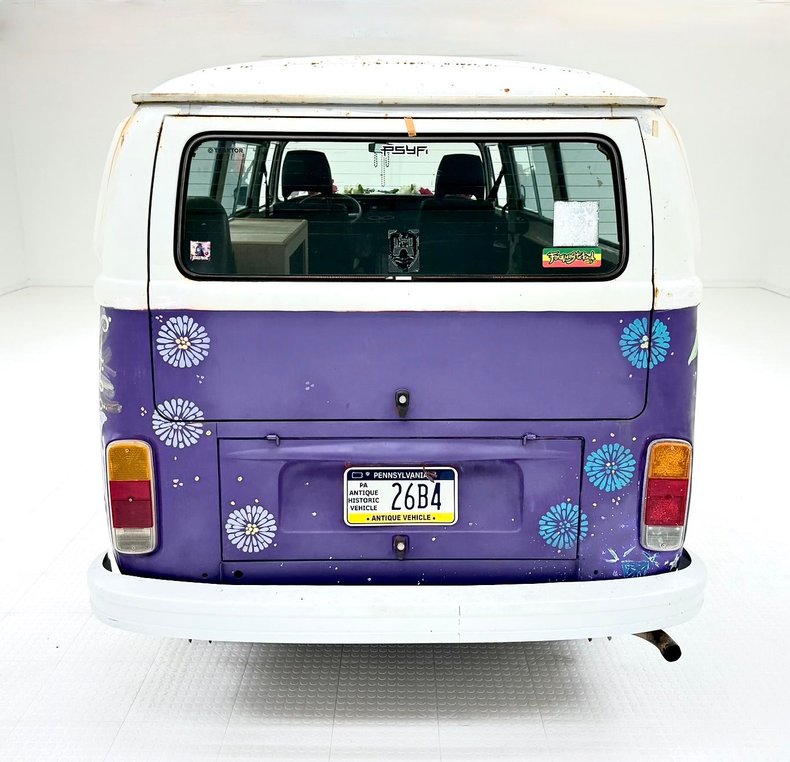 Volkswagen-Type-2-1979-Purple-Black