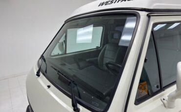 Volkswagen-Vanagon-1991-Pastel-White-Gray-14