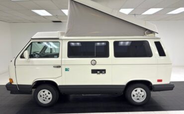 Volkswagen-Vanagon-1991-Pastel-White-Gray-3