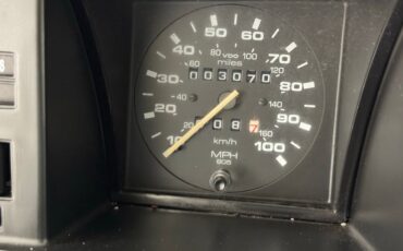 Volkswagen-Vanagon-1991-Pastel-White-Gray-46