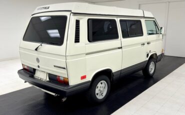 Volkswagen-Vanagon-1991-Pastel-White-Gray-7