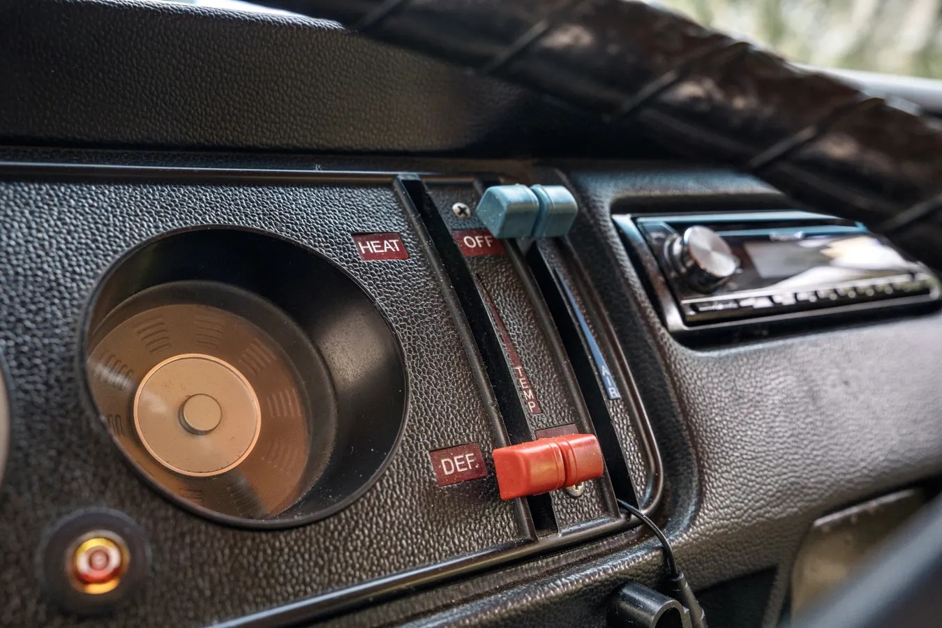 Volkswagen-Volkswagen-vans-1971-17