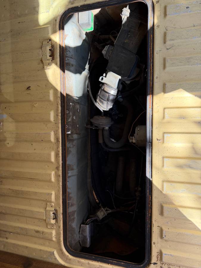 Volkswagen-bus-1978-orange-3