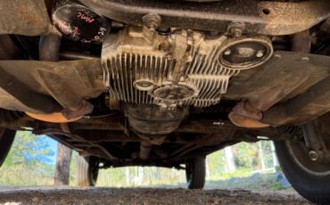 Volkswagen-bus-1978-orange-4