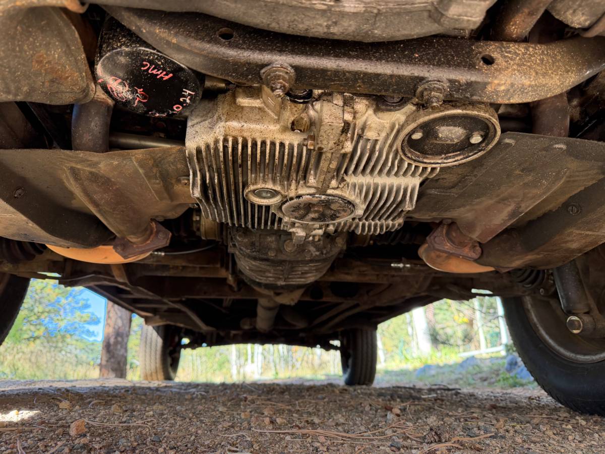 Volkswagen-bus-1978-orange-4