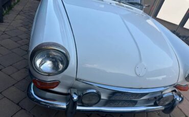 Volkswagen-fastback-1966-2