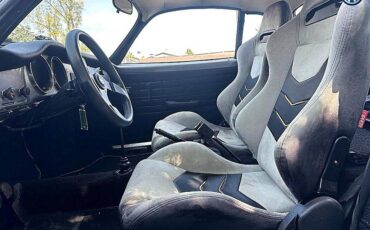 Volkswagen-karmann-ghia-1973-black-37