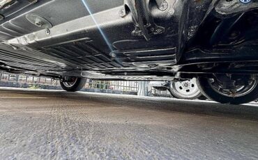 Volkswagen-karmann-ghia-1973-black-42