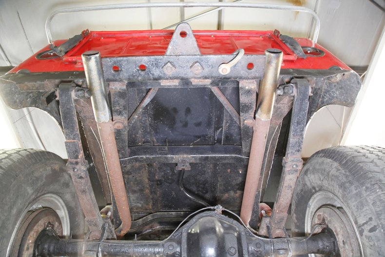 Willys-Cj2a-1947-Red-Black-25