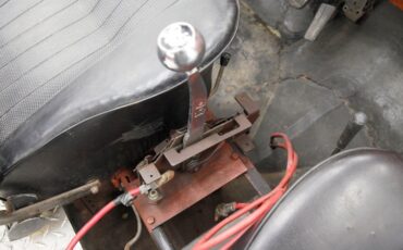 Willys-Cj2a-1947-Red-Black-27