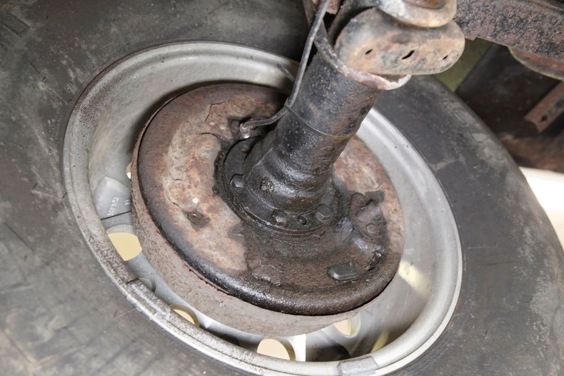 Willys-Cj2a-1947-Red-Black-30