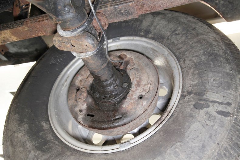 Willys-Cj2a-1947-Red-Black-31