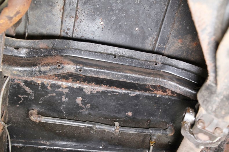 Willys-Cj2a-1947-Red-Black-33