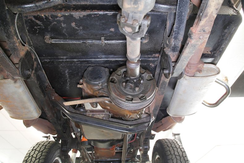 Willys-Cj2a-1947-Red-Black-34