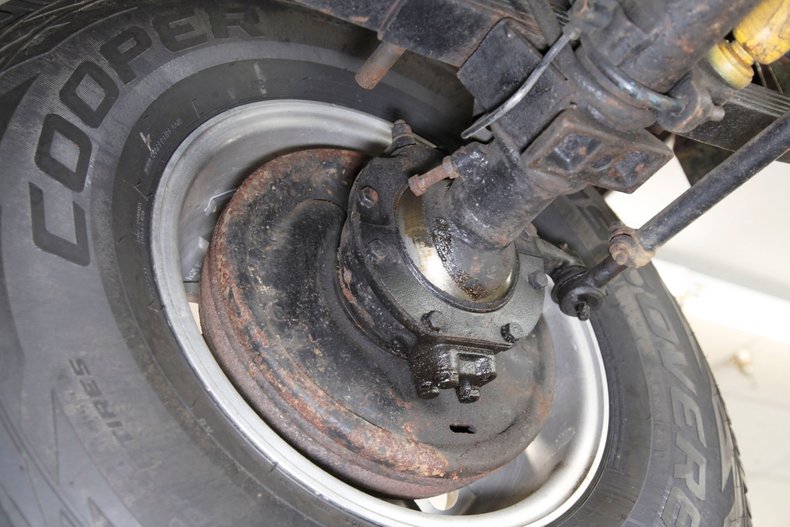 Willys-Cj2a-1947-Red-Black-46