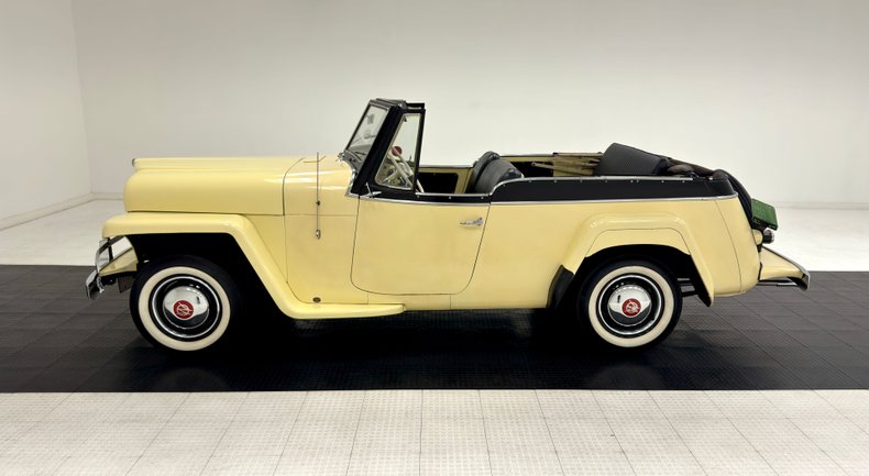 Willys-Jeepster-1950-Yellow-Black-12