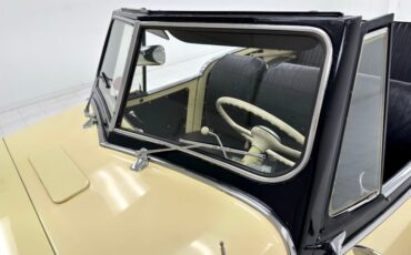 Willys-Jeepster-1950-Yellow-Black-20
