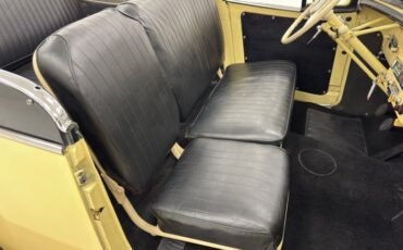 Willys-Jeepster-1950-Yellow-Black-38