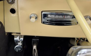 Willys-Jeepster-1950-Yellow-Black-7