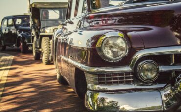 La pseudo-taxe à 1500 € sur les voitures de collection : encore une fable numérique servie par des apprentis Cassandre