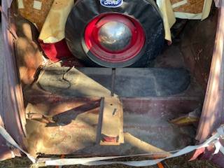 2-dr-sedan-1940-red-3