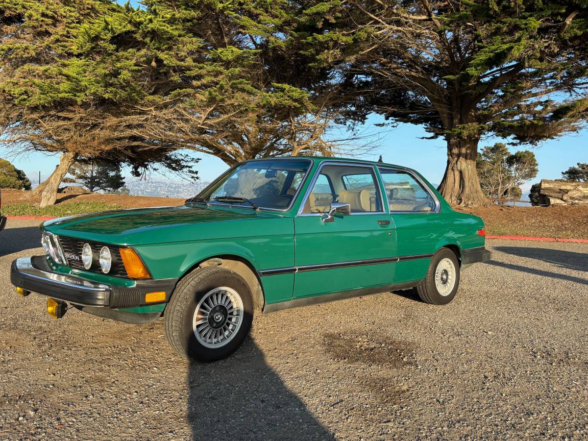 320i-1977-green-1