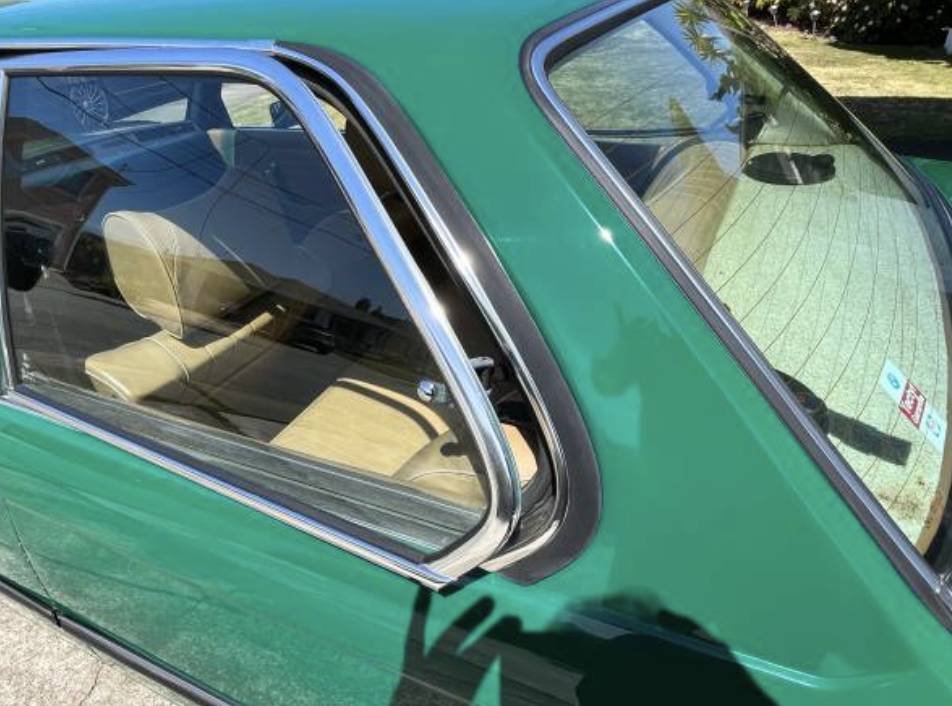 320i-1977-green-8