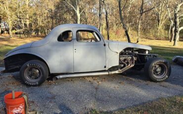 41-ford-tudor-1941-1