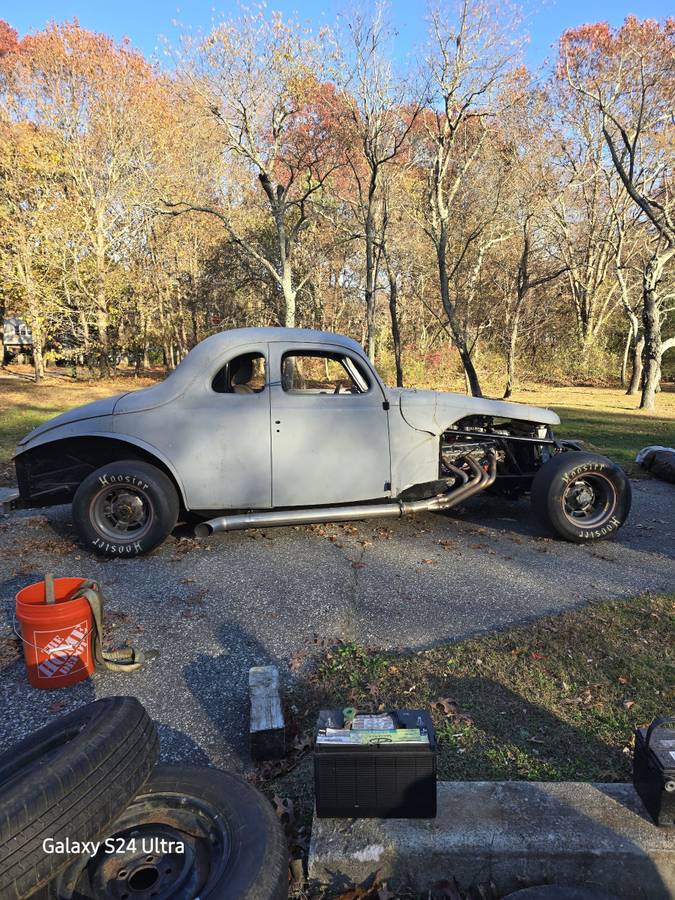 41-ford-tudor-1941-1