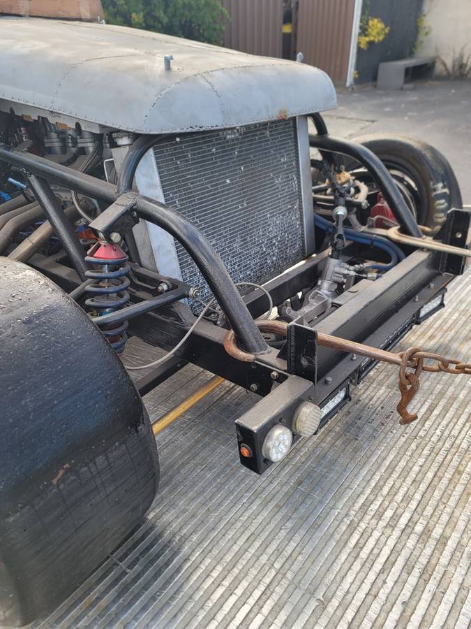 41-ford-tudor-1941-11