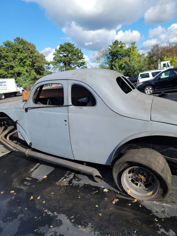 41-ford-tudor-1941-5