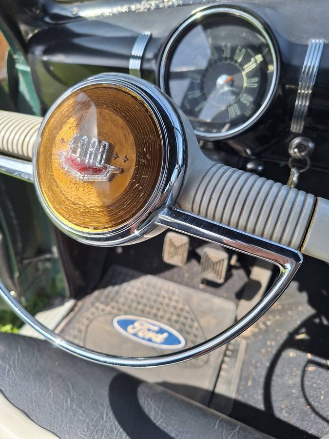 49-ford-custom-1949-green-7