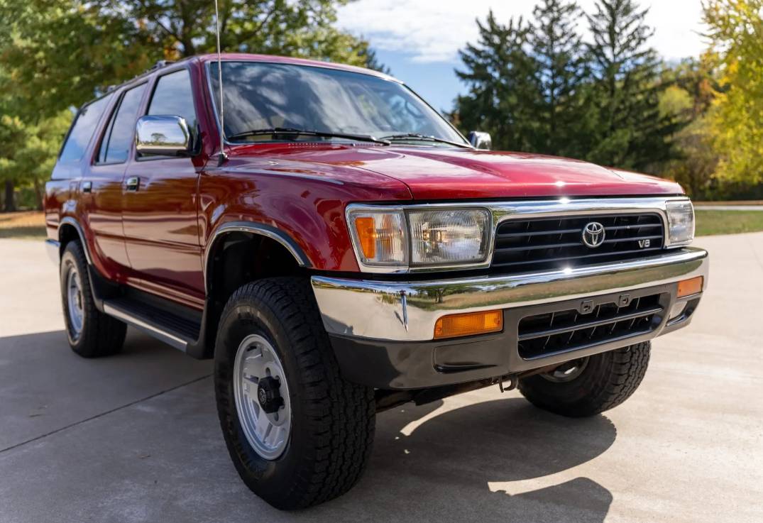 4runner-sr-5-1993-red-2