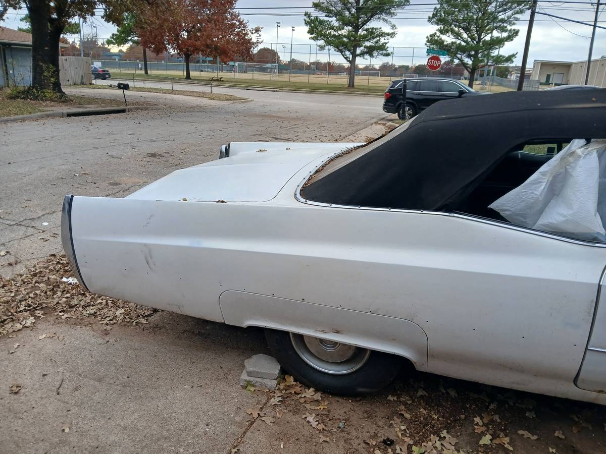 67-de-ville-convertible-1967-white-2