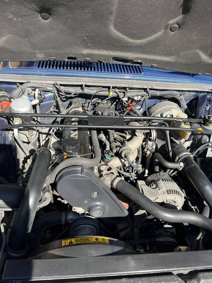 740-volvo-1992-blue-11